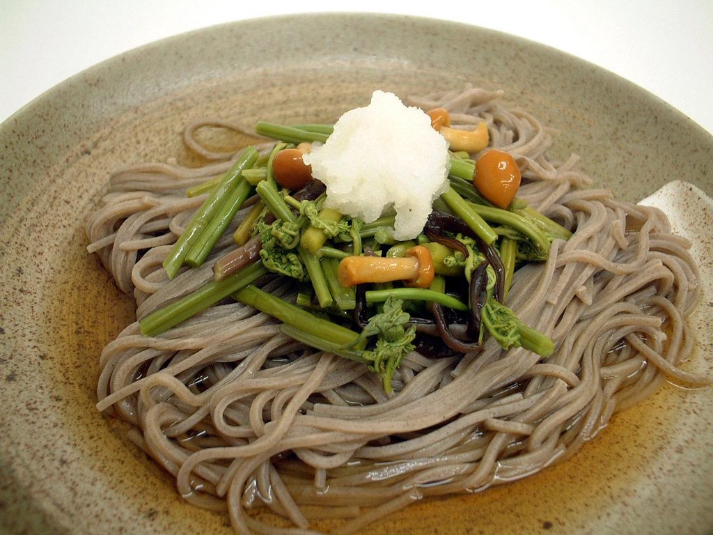 なめこ山菜のぶっかけそば